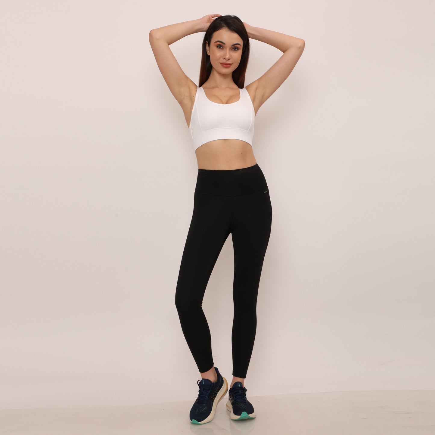 Full Coverage, Non-Wired, Seamless, Stretchable & Support Activewear for Women